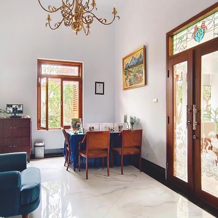 Hotel Griya Asih à Yogyakarta Extérieur photo
