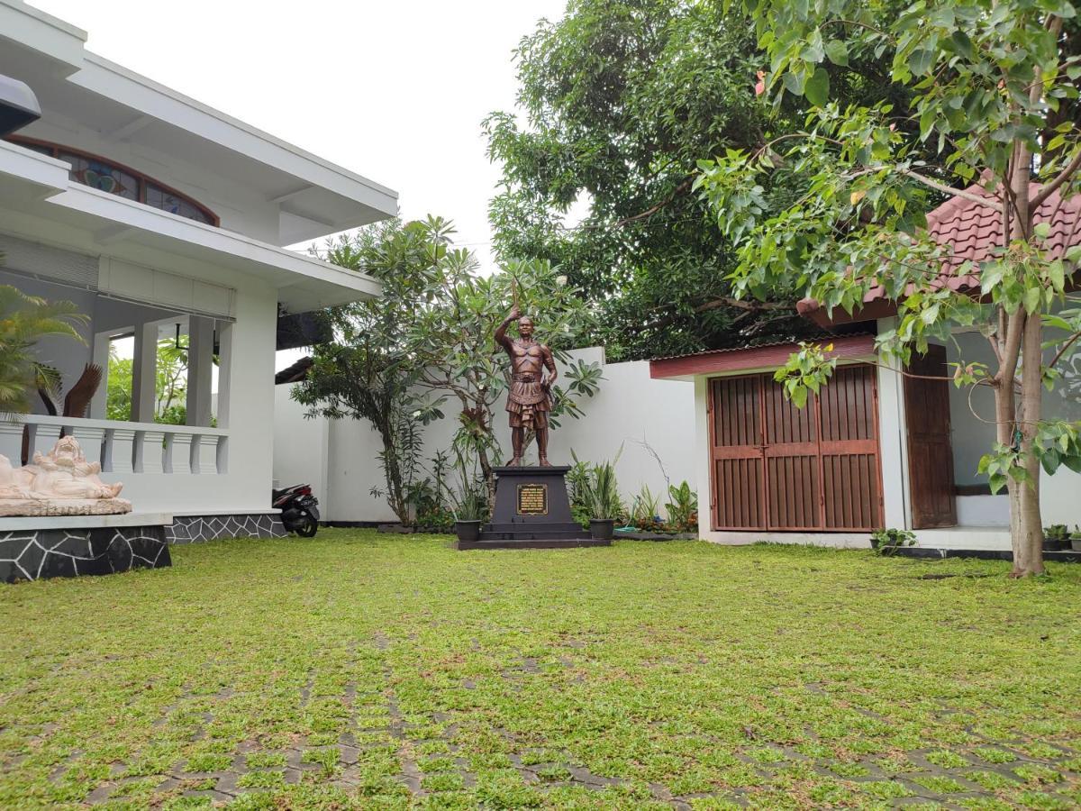 Hotel Griya Asih à Yogyakarta Extérieur photo