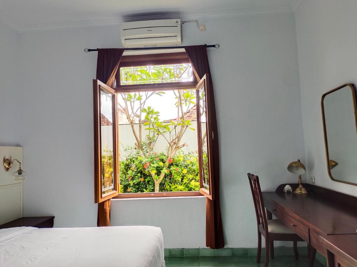 Hotel Griya Asih à Yogyakarta Extérieur photo