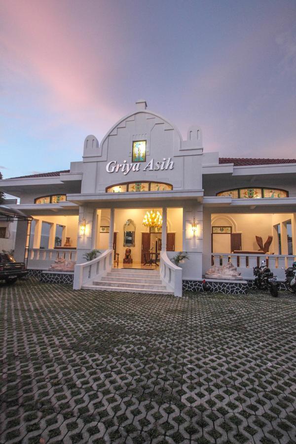 Hotel Griya Asih à Yogyakarta Extérieur photo