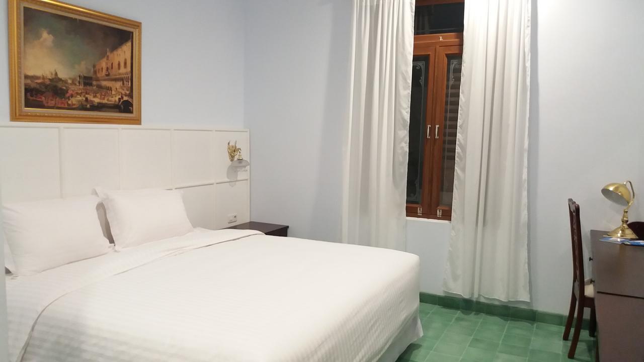 Hotel Griya Asih à Yogyakarta Extérieur photo