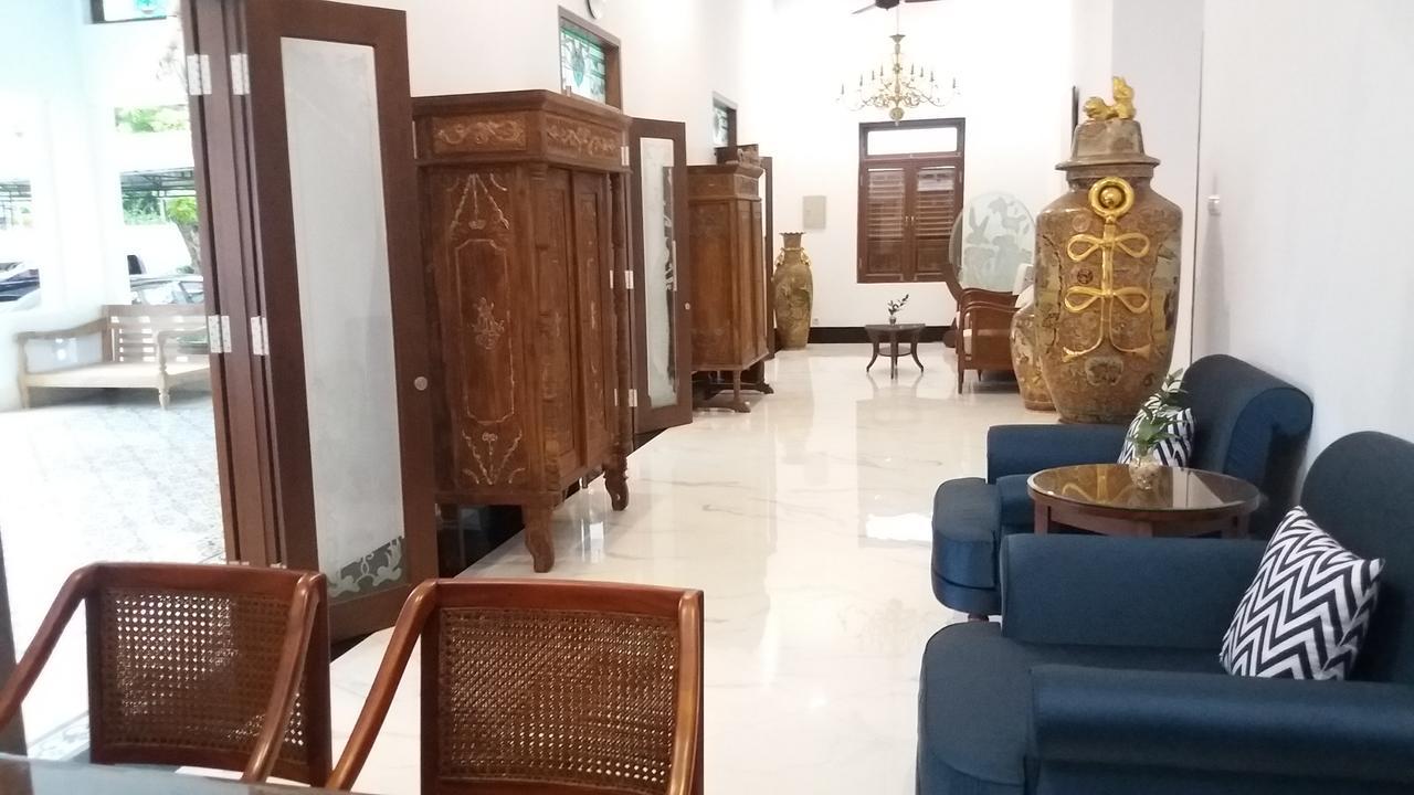 Hotel Griya Asih à Yogyakarta Extérieur photo